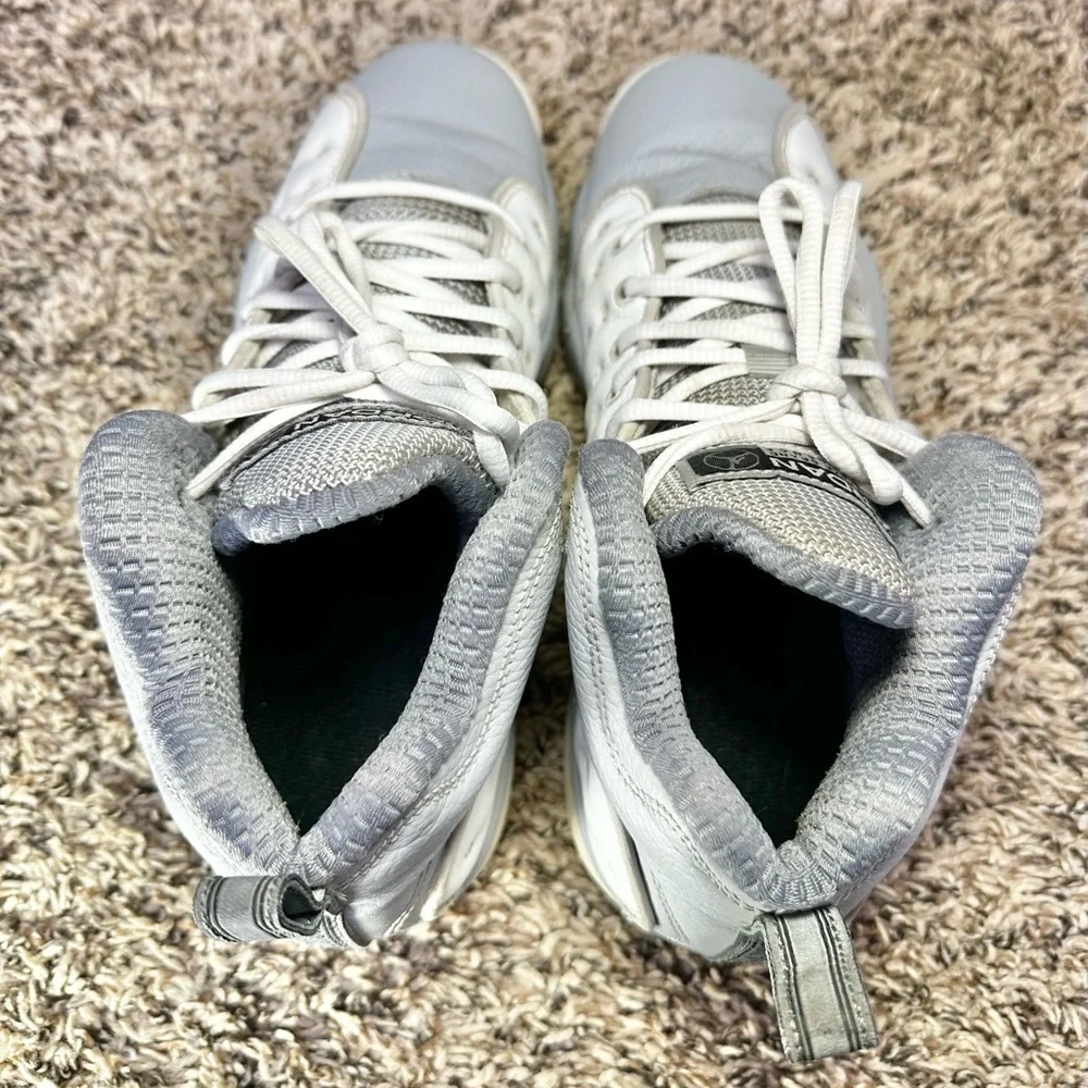 Nike‎ Team Jordan Youth Size 7Y/8.5W White Gray 820273-103 Shoes Sneakers